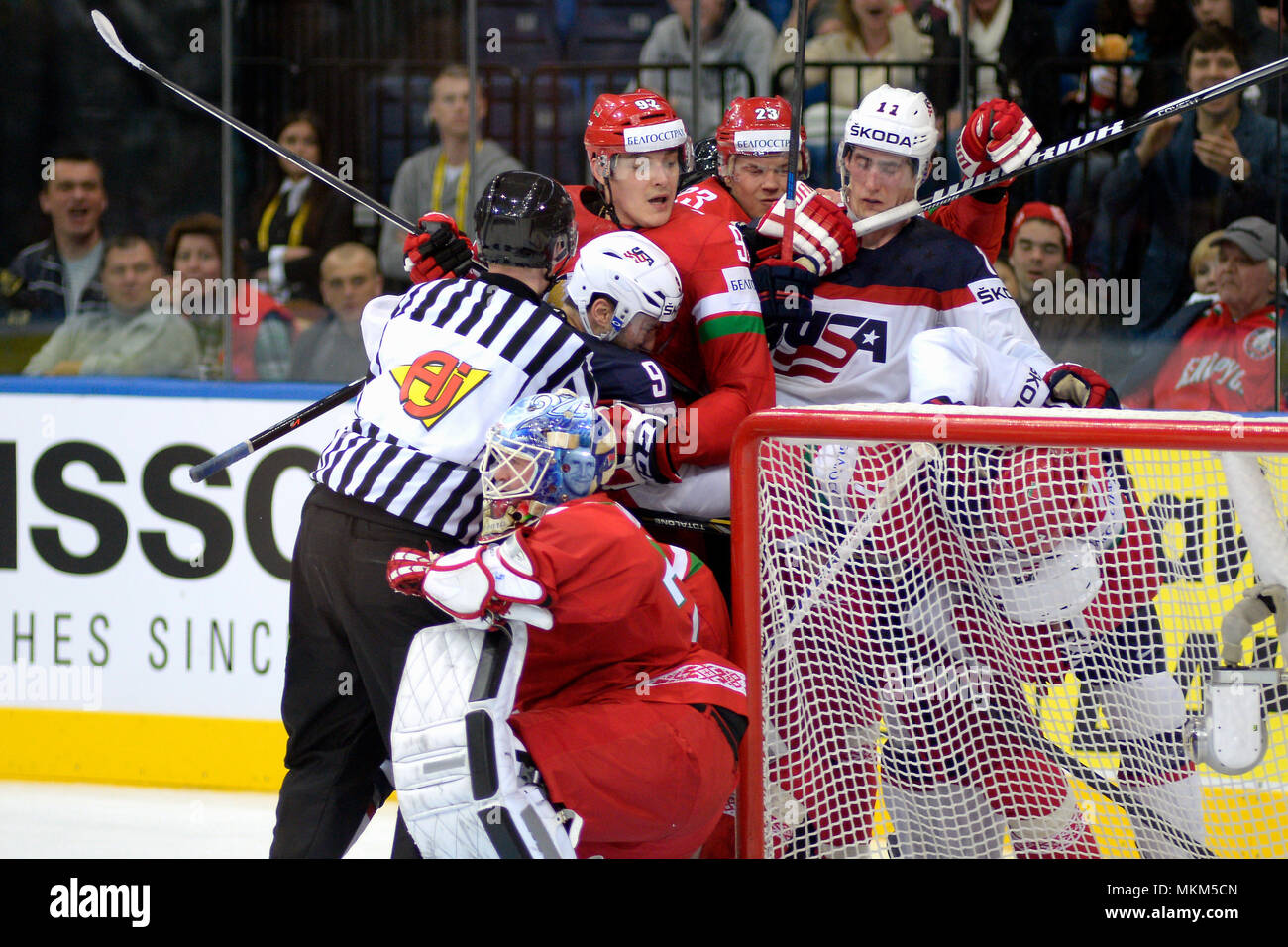 Ice Hockey Fight Hi-Res Stock Photography And Images - Alamy