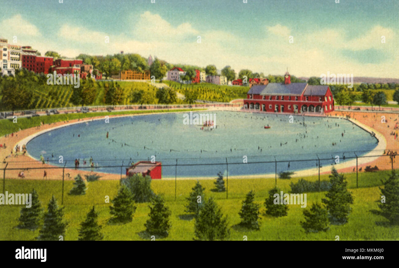 Lincoln Park Pool Stock Photo Alamy