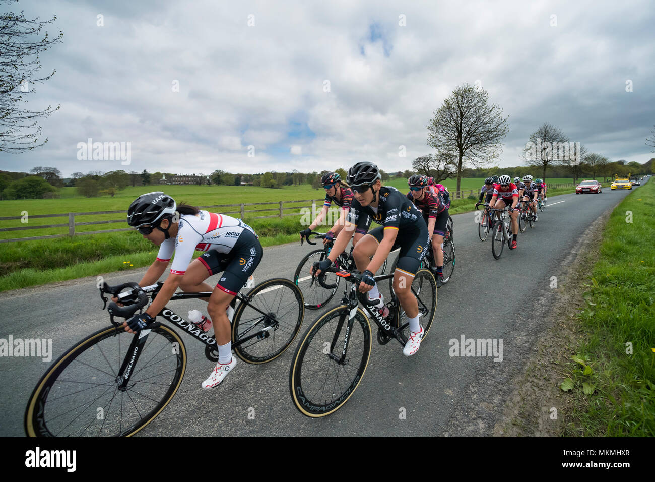 Professional women cyclists hi-res stock photography and images - Alamy