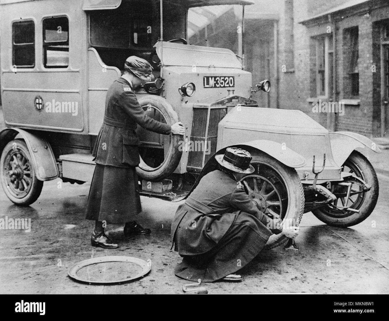 1911 Siddeley Deasy ambulance Stock Photo