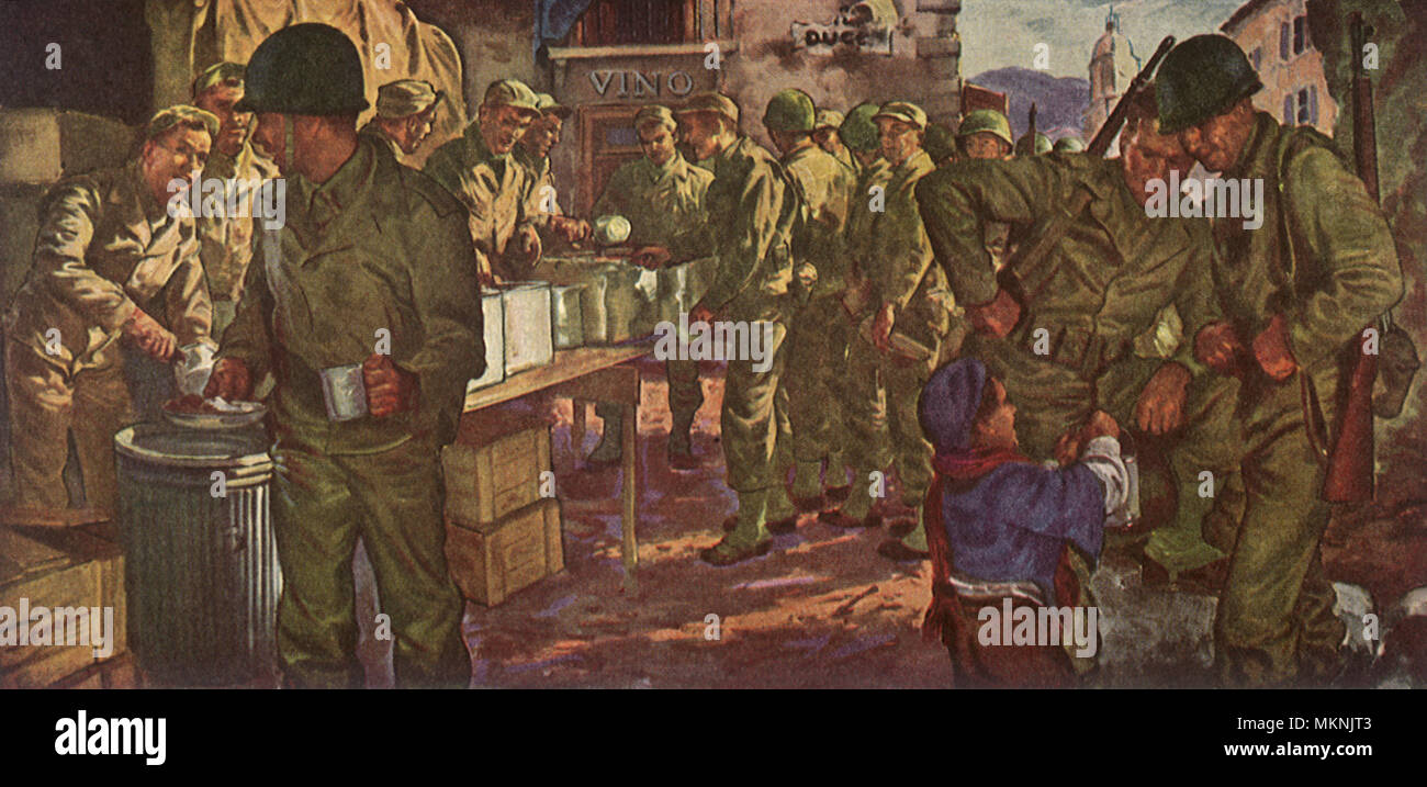 Army Infantrymen line up for Food Stock Photo - Alamy