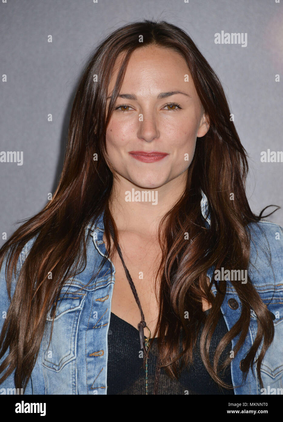 Mashhurlar ishtirokidagi porno komikslar Rus hamkasbi bilan jinsiy aloqa