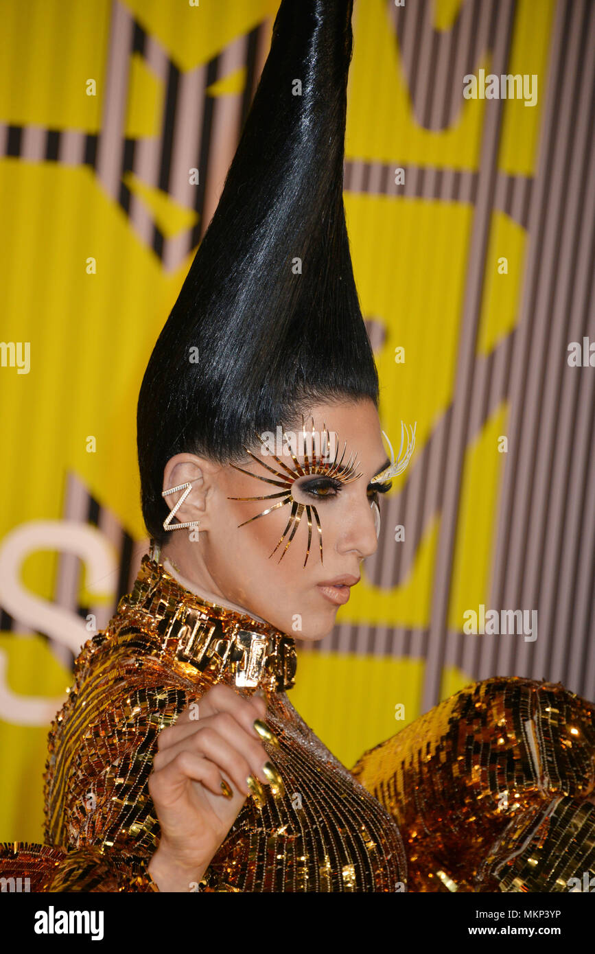 Z Lala 437 at the MTV VMA Awards 2015 at the Microsoft Theatre in Los ...