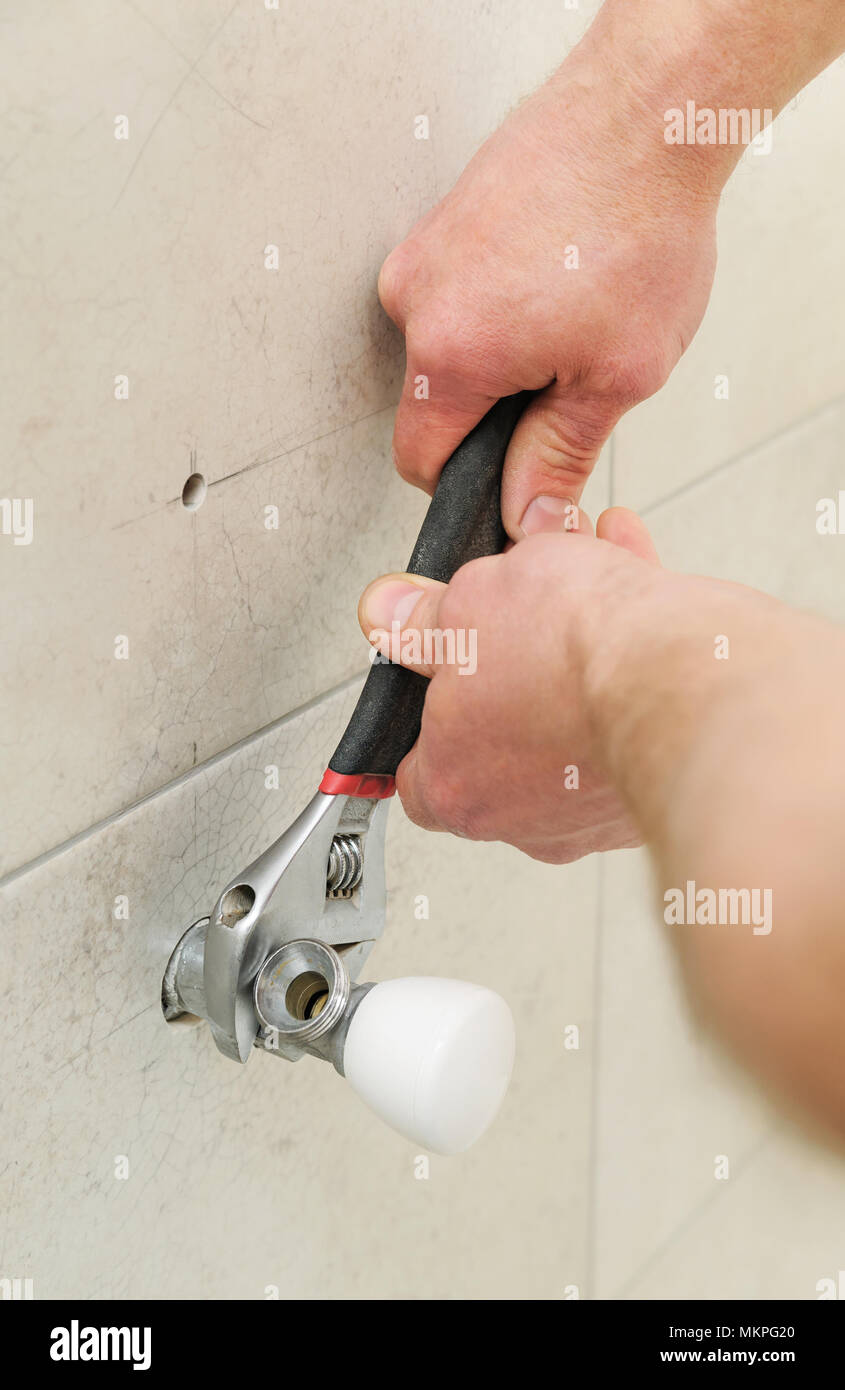 Plumber valve sets for towel warmer. It uses an adjustable wrench Stock