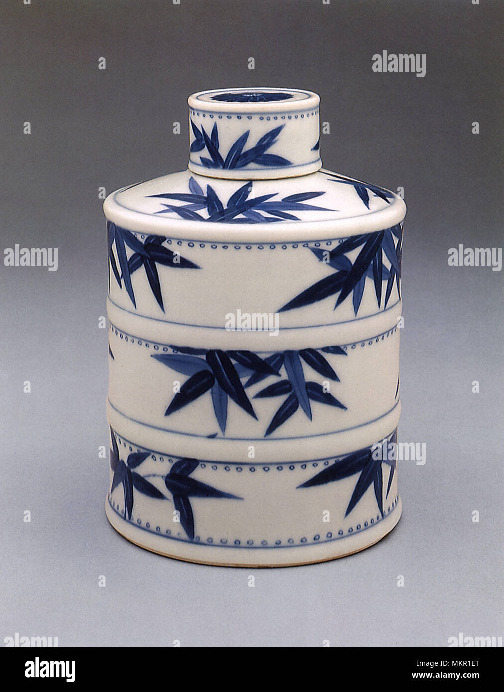 Porcelain Tea Caddy, Ch'ing Dynasty Stock Photo
