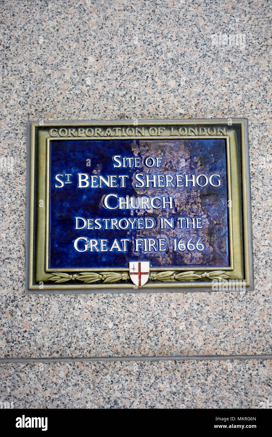 city of london blue plaque marking the site of st benet sherehog church, destroyed in the great fire of 1666 Stock Photo