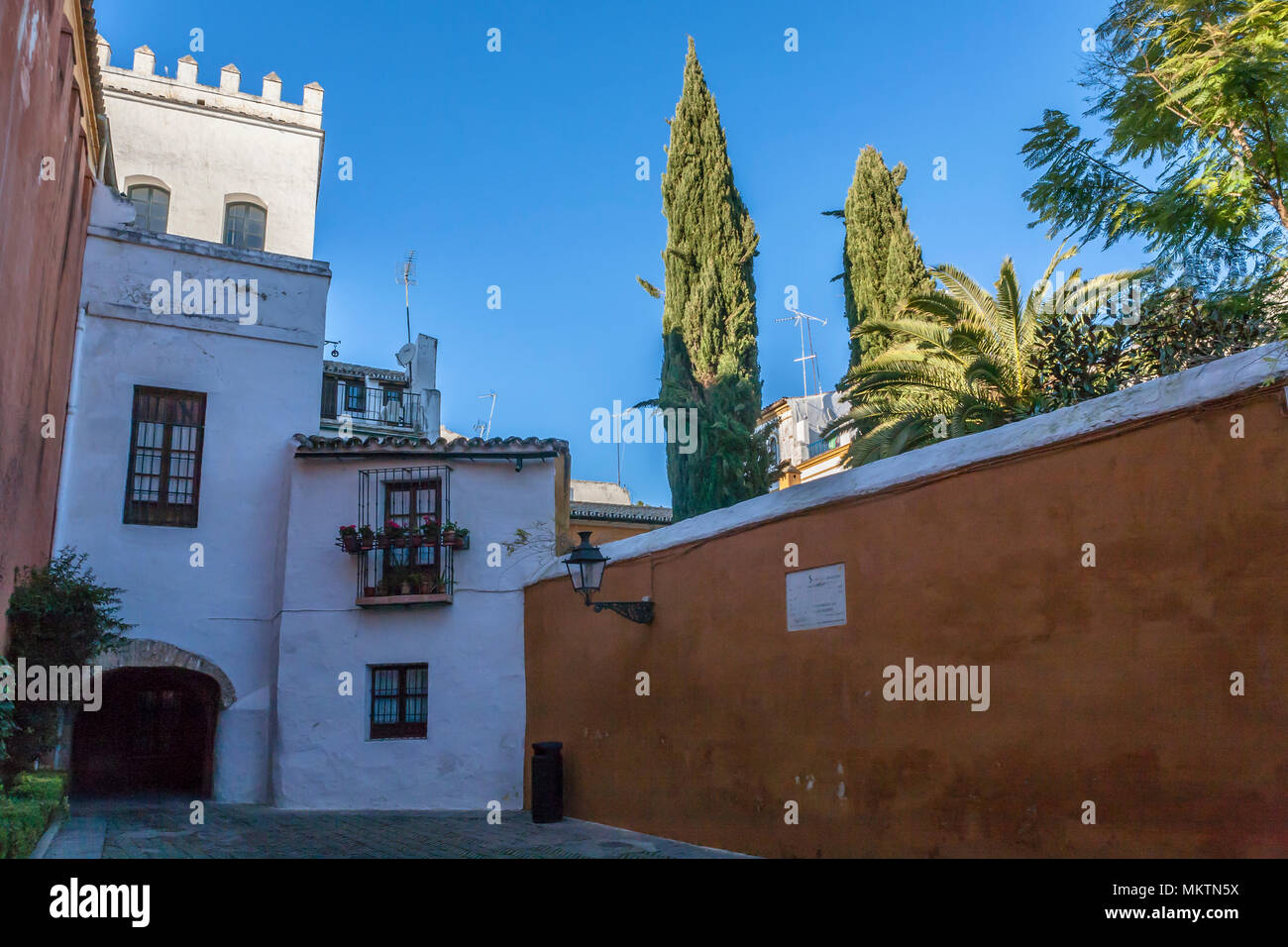 Calle Judería, Barrio de Santa Cruz, Sevilla, Andalusia, Spain Stock Photo