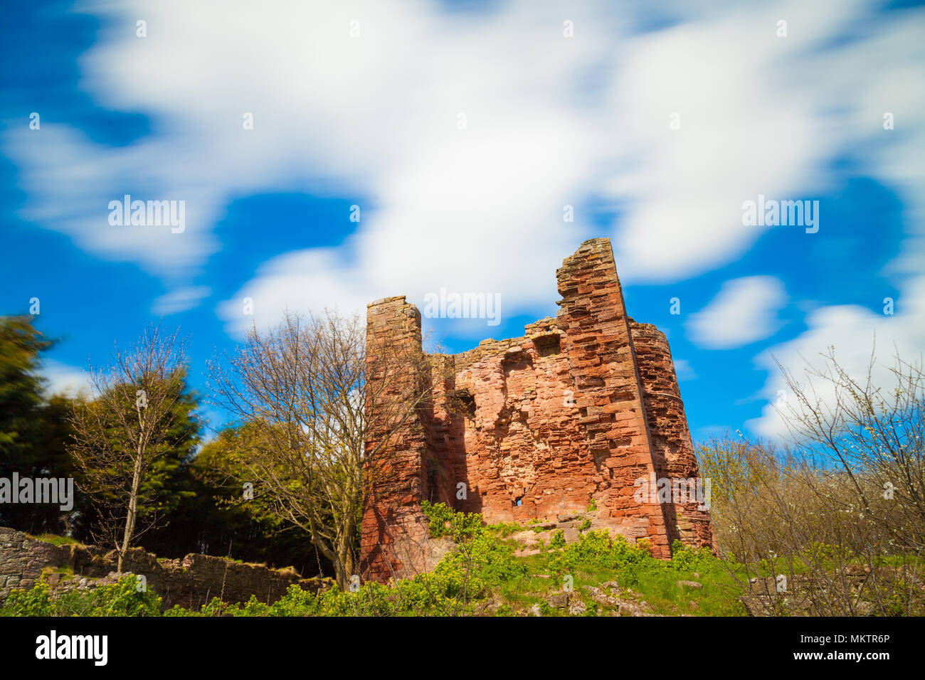 Macduff castle fife hi-res stock photography and images - Alamy