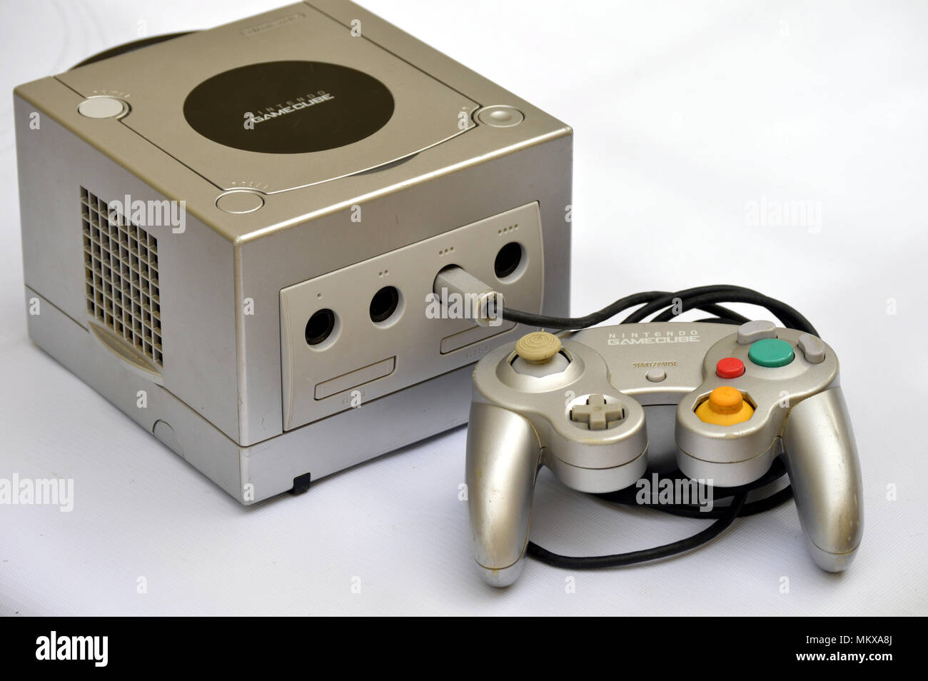 Nintendo Gamecube console (GCN), platinum version Stock Photo - Alamy