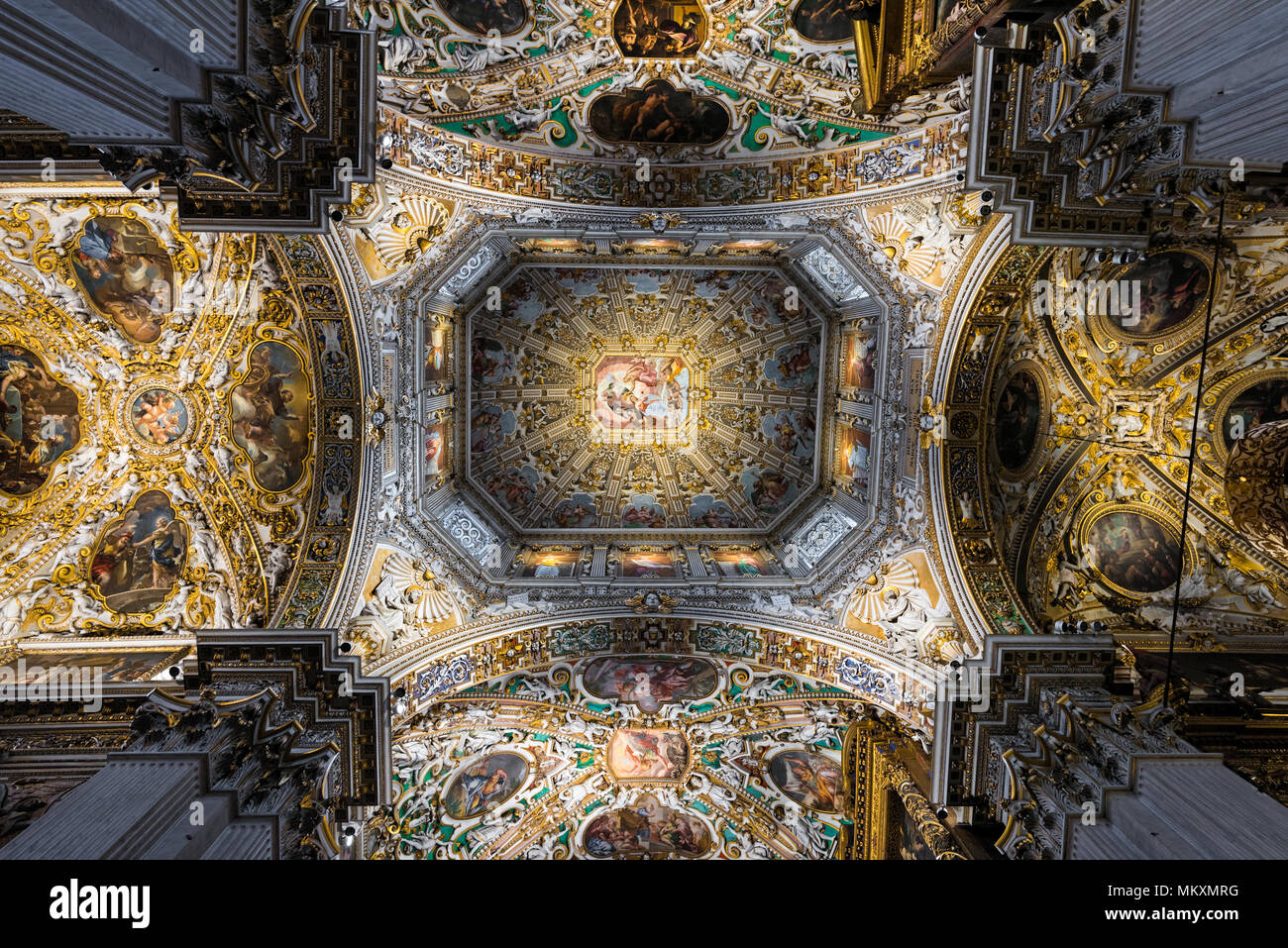 Basilica santa maria maggiore in hi-res stock photography and images ...