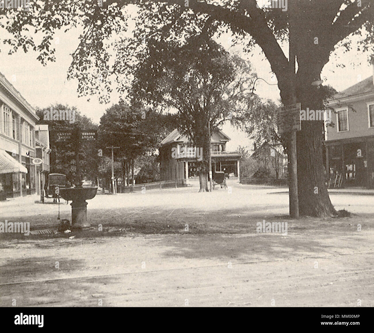 The Square. Sharon. 1915 Stock Photo Alamy