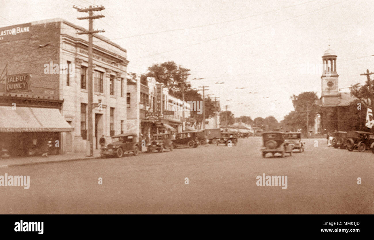 View of The Square. Quincy. 1928 Stock Photo Alamy