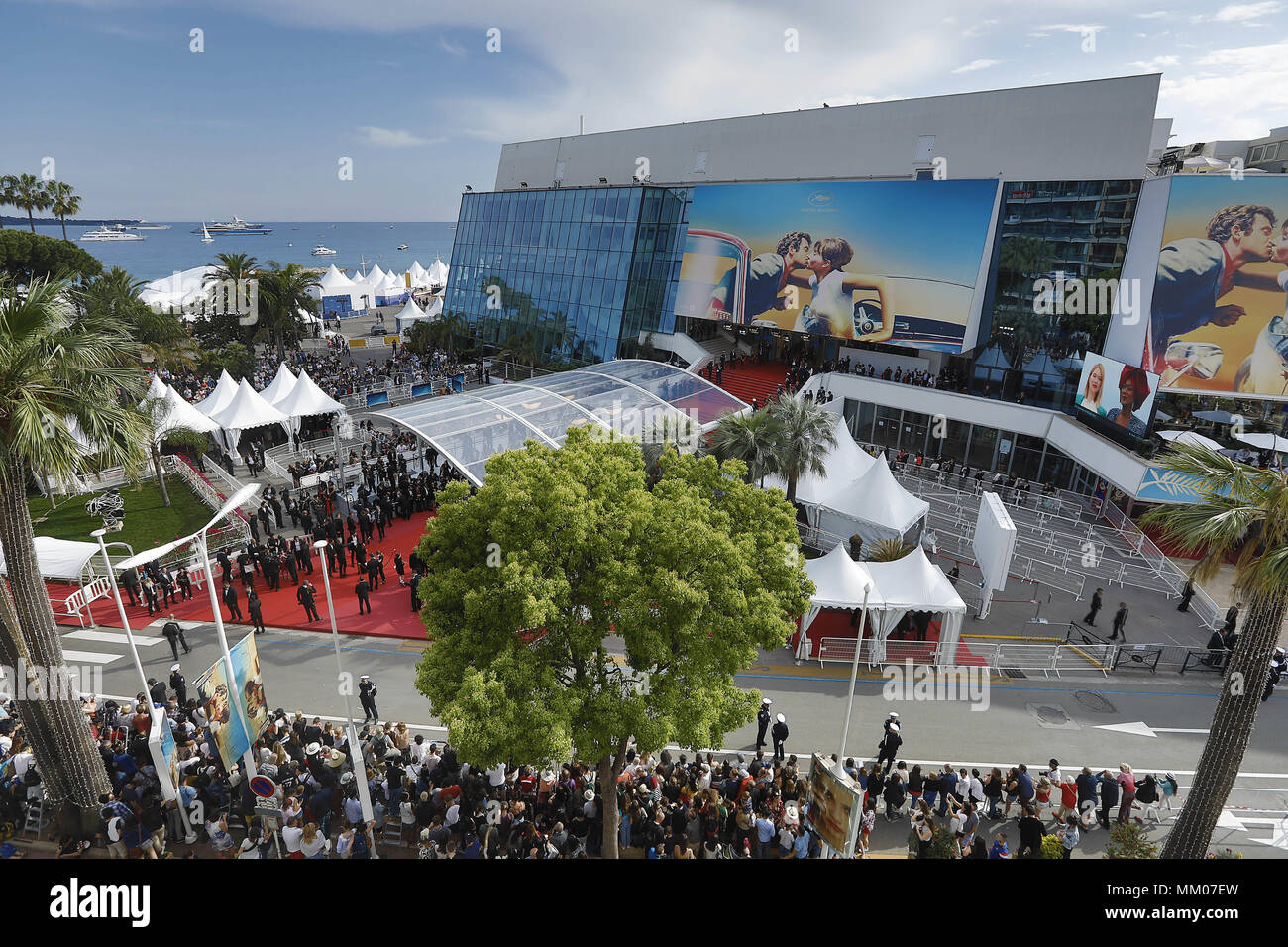 Palais des festivals on may 8 hires stock photography and images Alamy