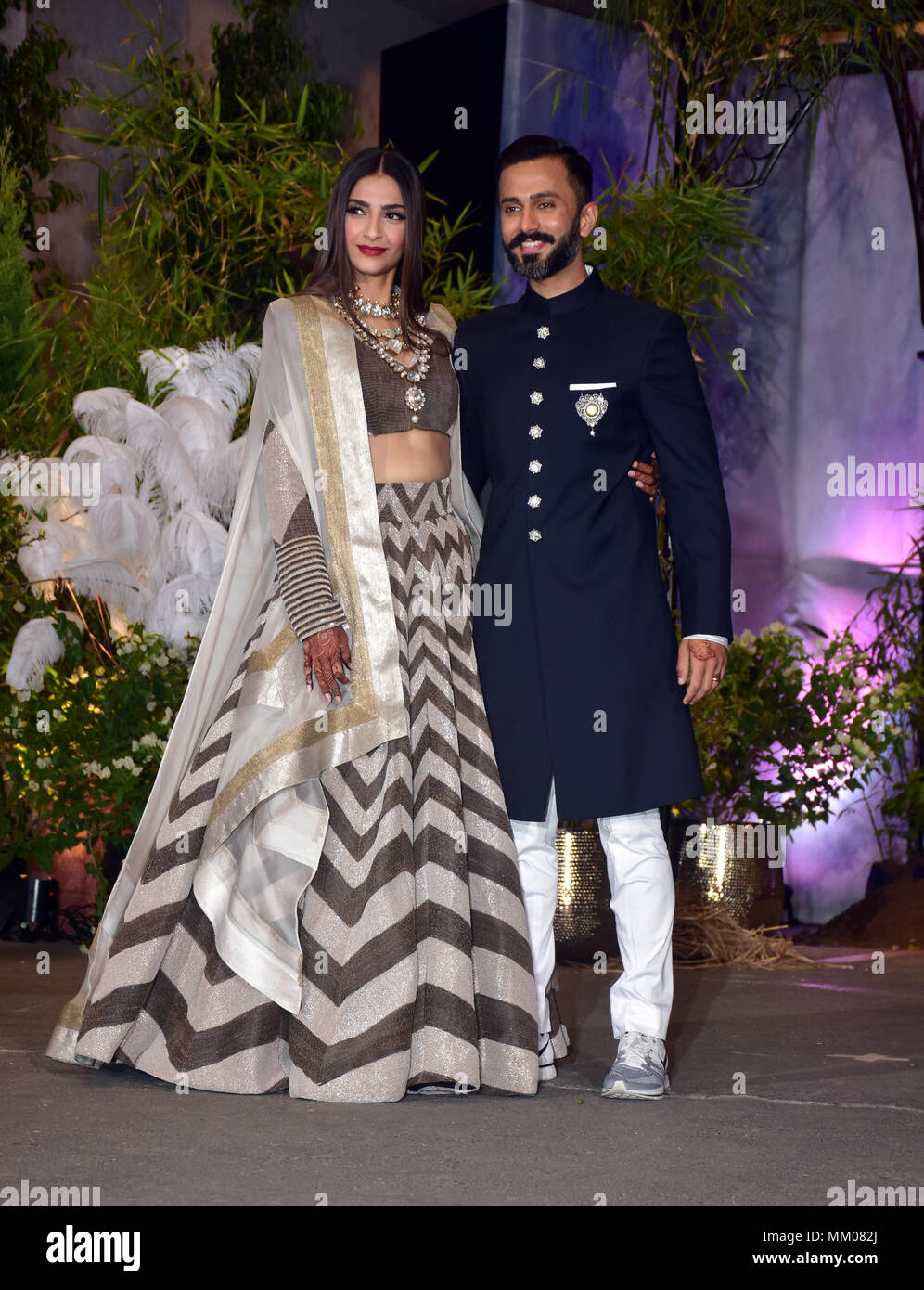 Sonam Kapoor Wore Sneakers To GQ Awards Because She's Now As Obsessed As  Husband Anand Ahuja