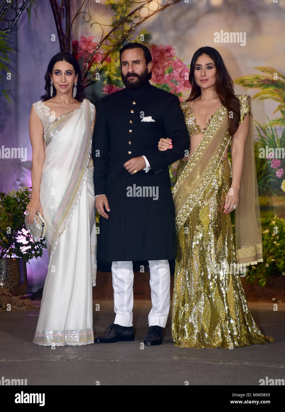 Taimur adorably asks Kareena Kapoor Khan and Saif Ali Khan for a gulab  jamun in an old video | Filmfare.com