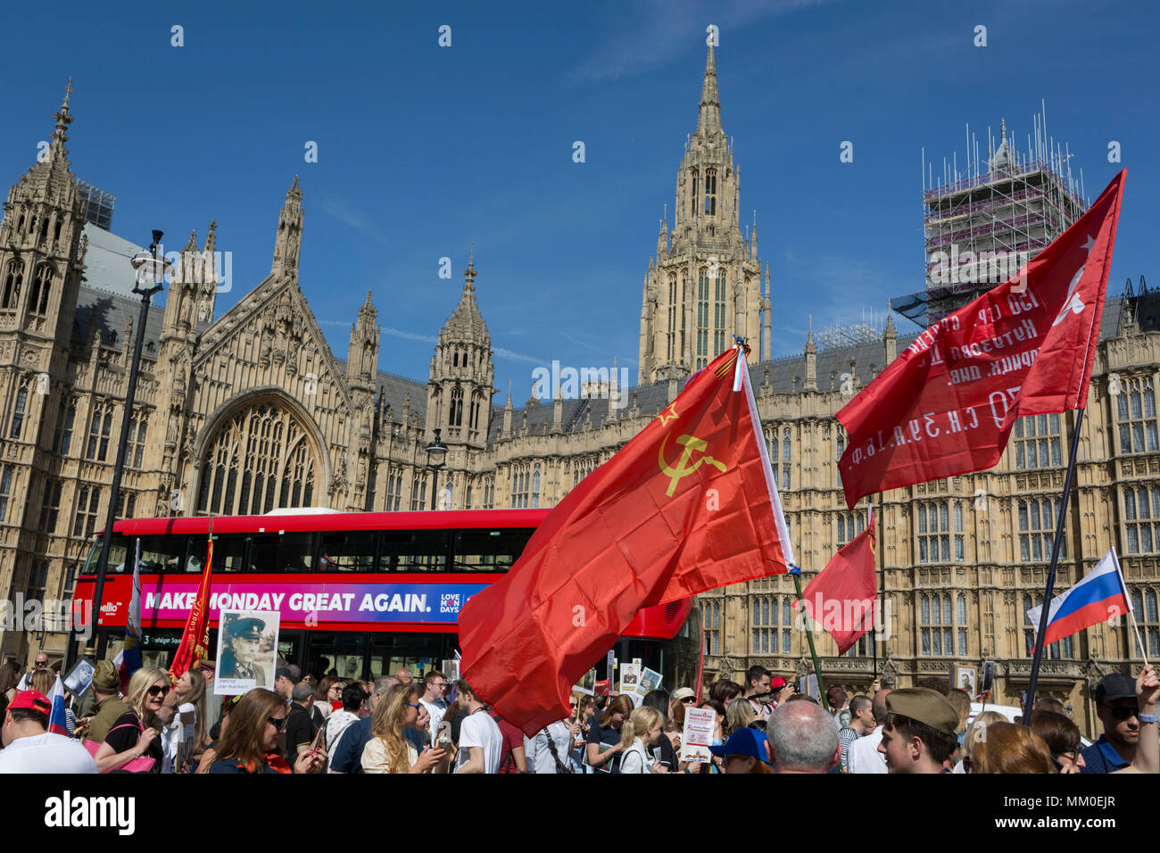 London, UK 9th May 2018: Russians and Russian-speakers from around the Russian Federation and former Soviet states (such as the Baltics) and of all generations, celebrate Victory Day, the annual commemoration remembering the sacrifice of Red Army heroes who defeated facism during WW2 - marching through the heart of British government in Whitehall, Parliament Square and ending outside Parliament itself. (Photo by Richard Baker / Alamy Live News) Stock Photo