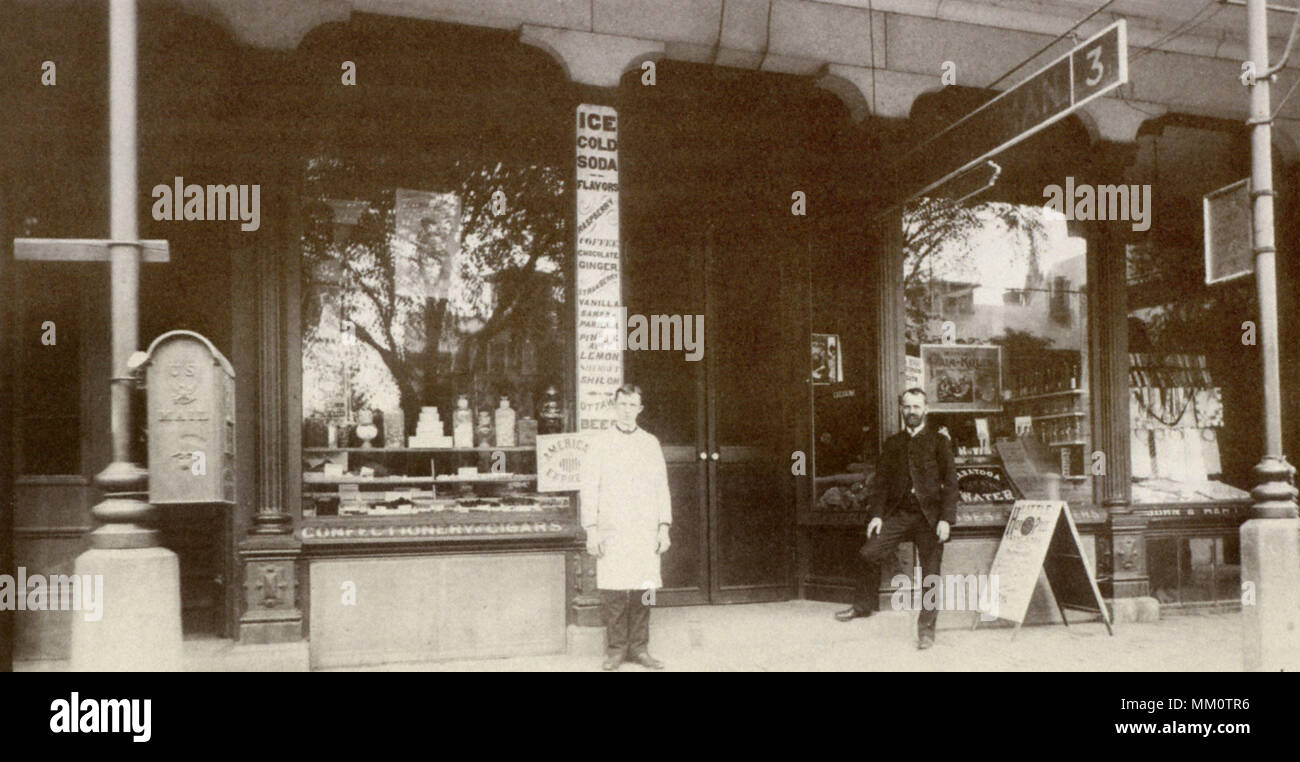 Nh main street hires stock photography and images Alamy