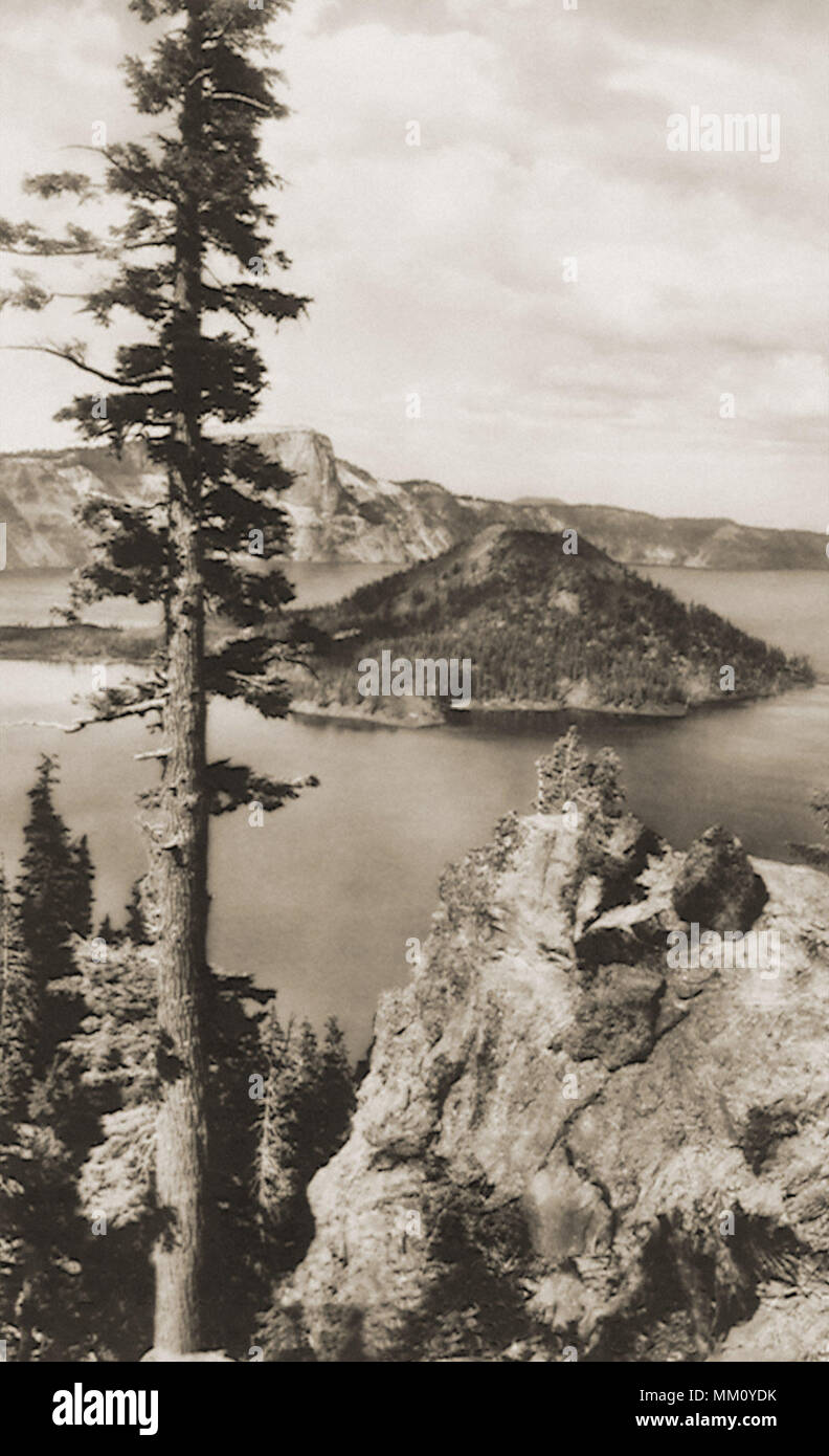 Crater Lake National Park from the Rim Drive. 1910 Stock Photo