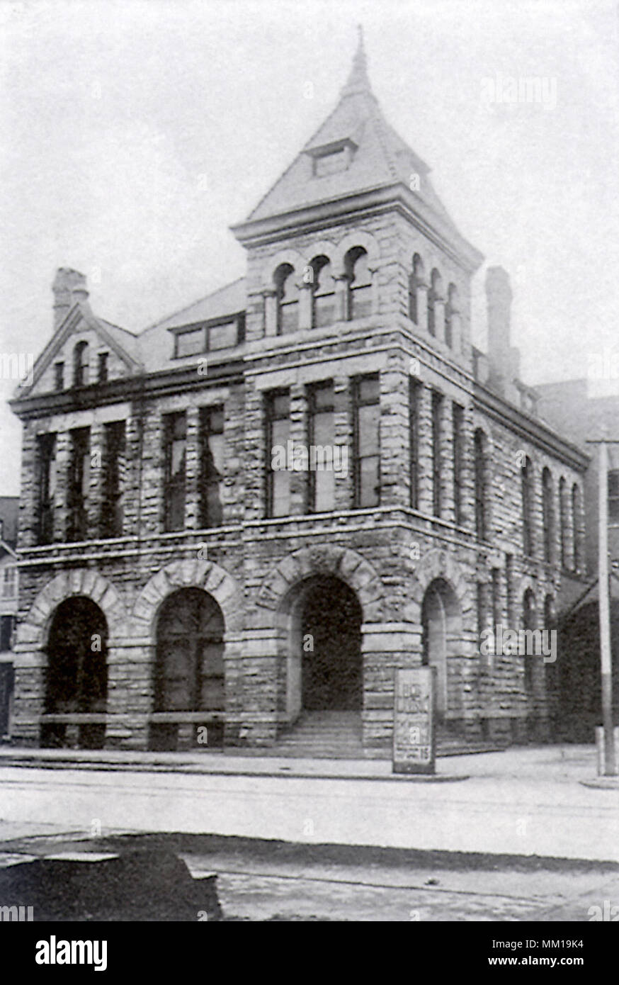 Memorial Library. Mansfield. 1910 Stock Photo Alamy