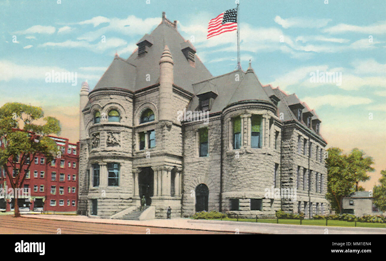Memorial Hall and City Library. Lowell. 1944 Stock Photo Alamy