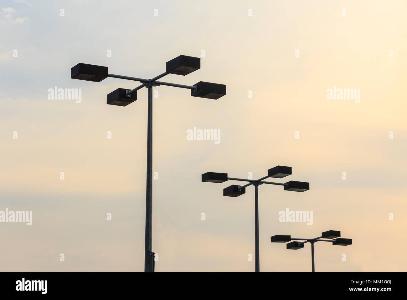 Tall street light silhouette hi-res stock photography and images - Alamy