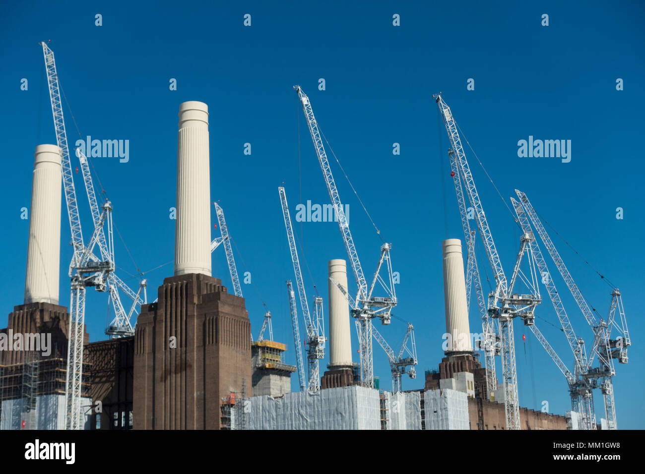 Nine Elms Development Nine elms development hi-res stock photography and images - Alamy