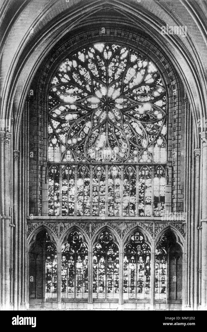 South Rose Window in Amiens Cathedral. Amiens. 1910 Stock Photo - Alamy