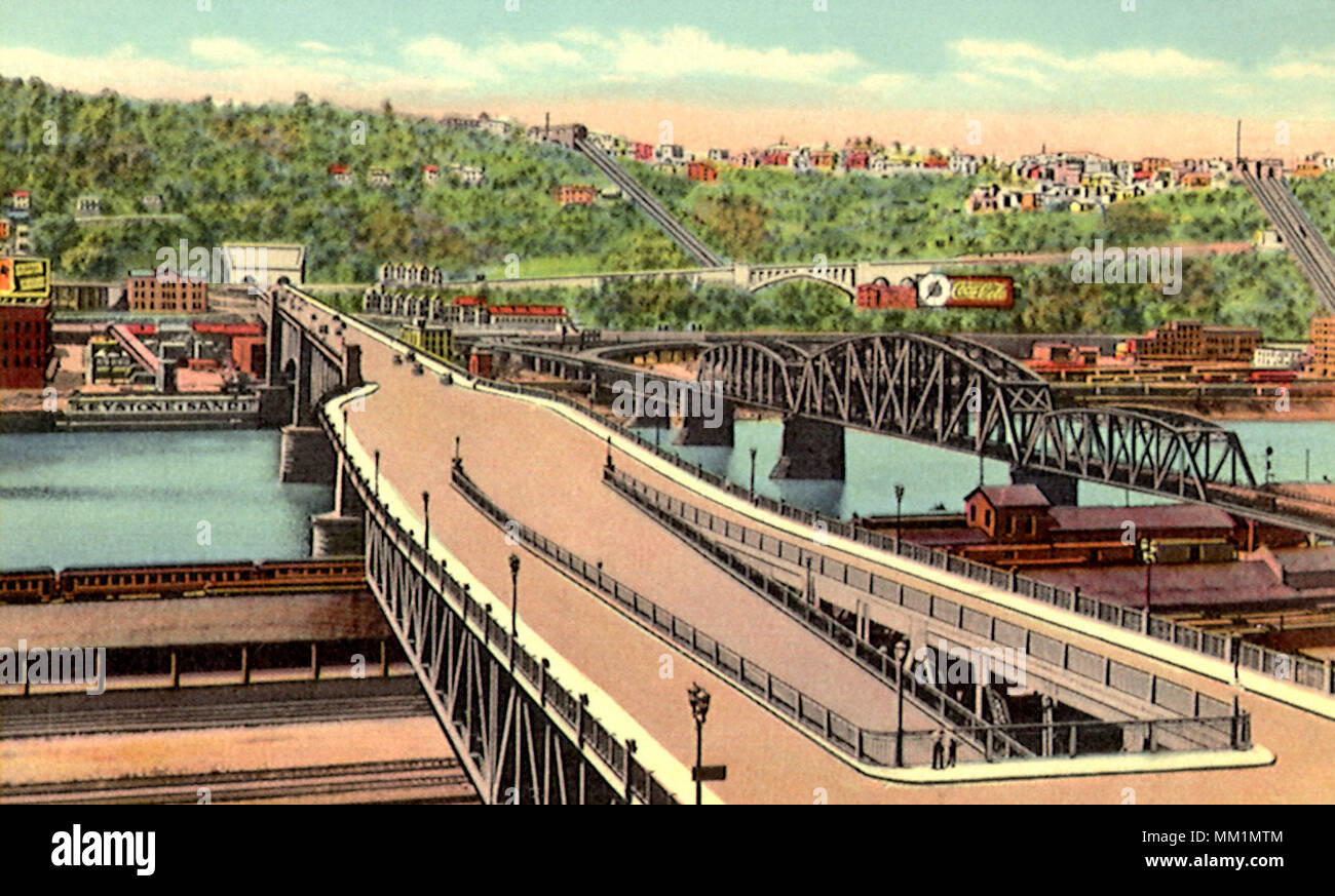 Liberty Bridge and Tunnels. Pittsburgh. 1945 Stock Photo