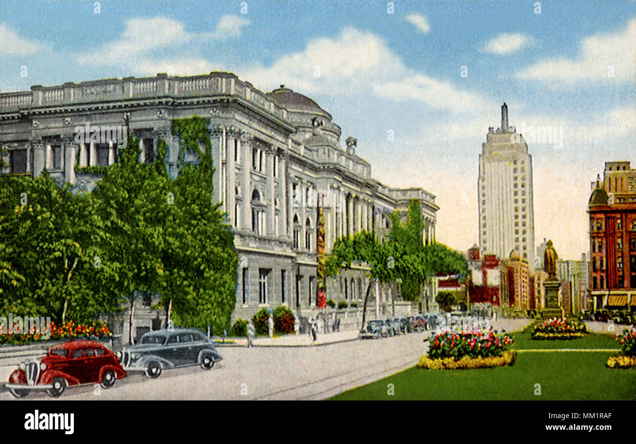 West Wisconsin Avenue looking East. Milwaukee. 1930 Stock Photo