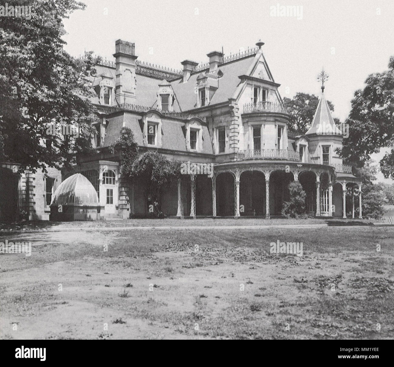 The Lockwood Mathews Mansion. Norwalk. 1955 Stock Photo Alamy