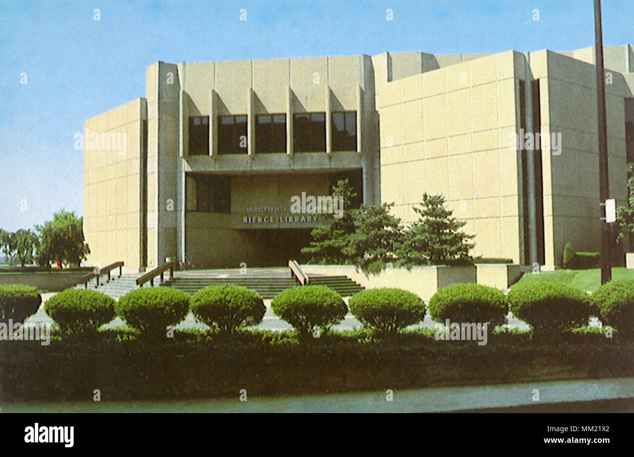 Bierce Library at University of Akron. Akron. 1960 Stock Photo Alamy