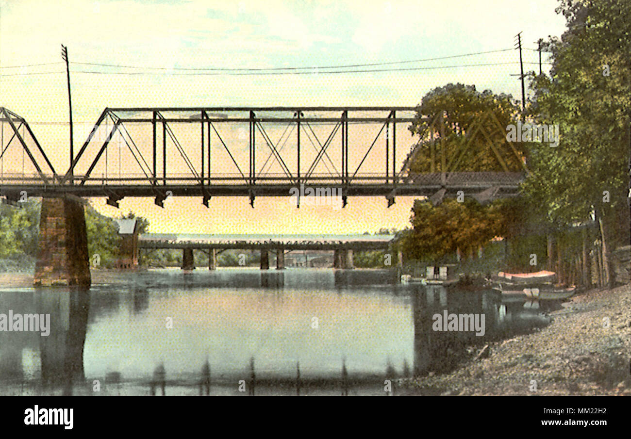 The 6th and 3rd Street Bridges. Zanesville. 1912 Stock Photo