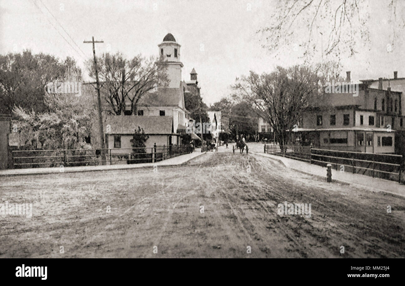 Iron Bridge and Square. Milford. 1910 Stock Photo