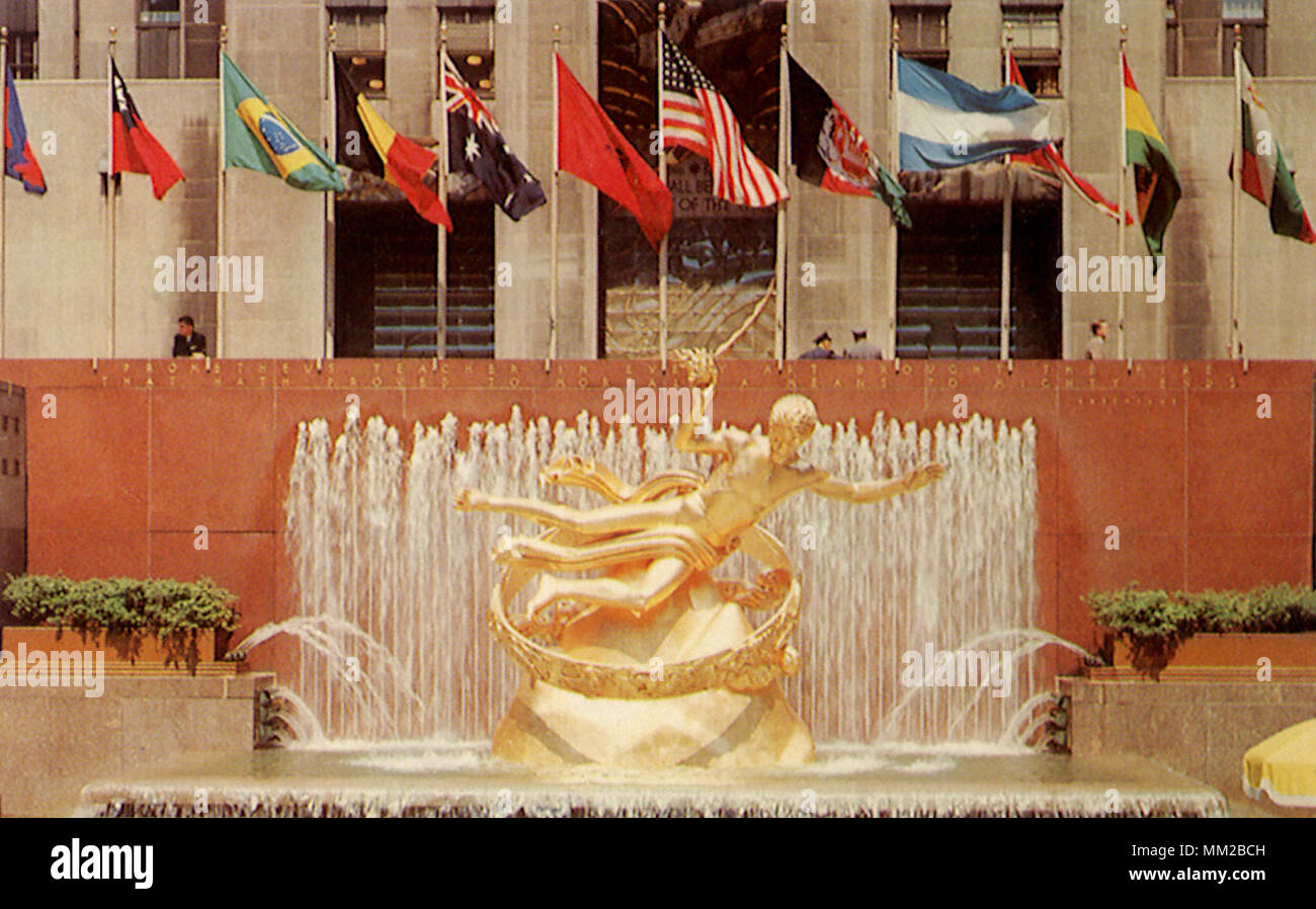 Prometheus Statue, Rockefeller Center Plaza. New York City. Stock Photo