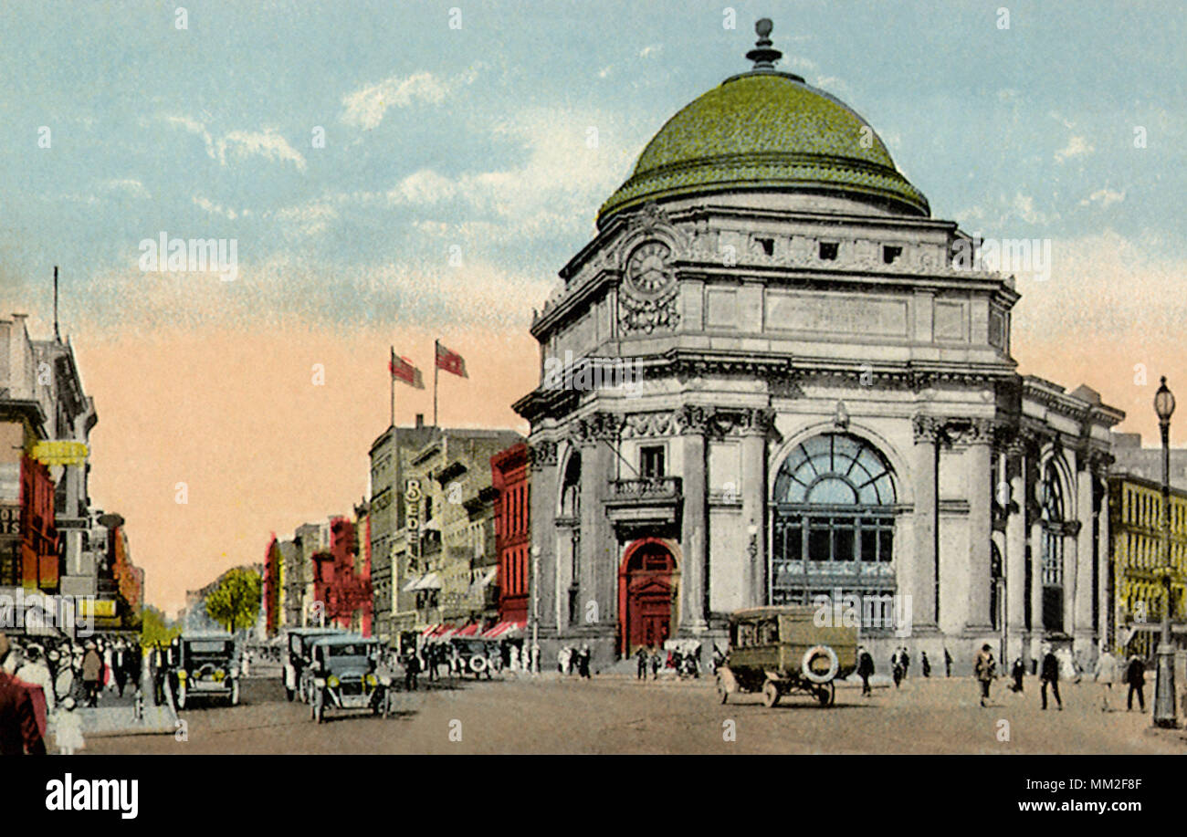 Main Street & Savings Bank. Buffalo. 1920 Stock Photo