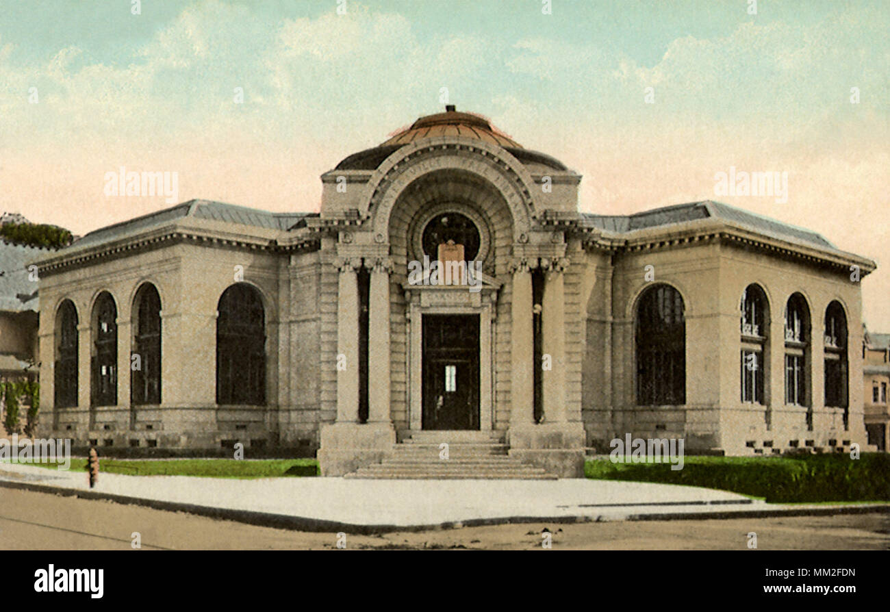 Carnegie Library. Gloversville. 1909 Stock Photo Alamy