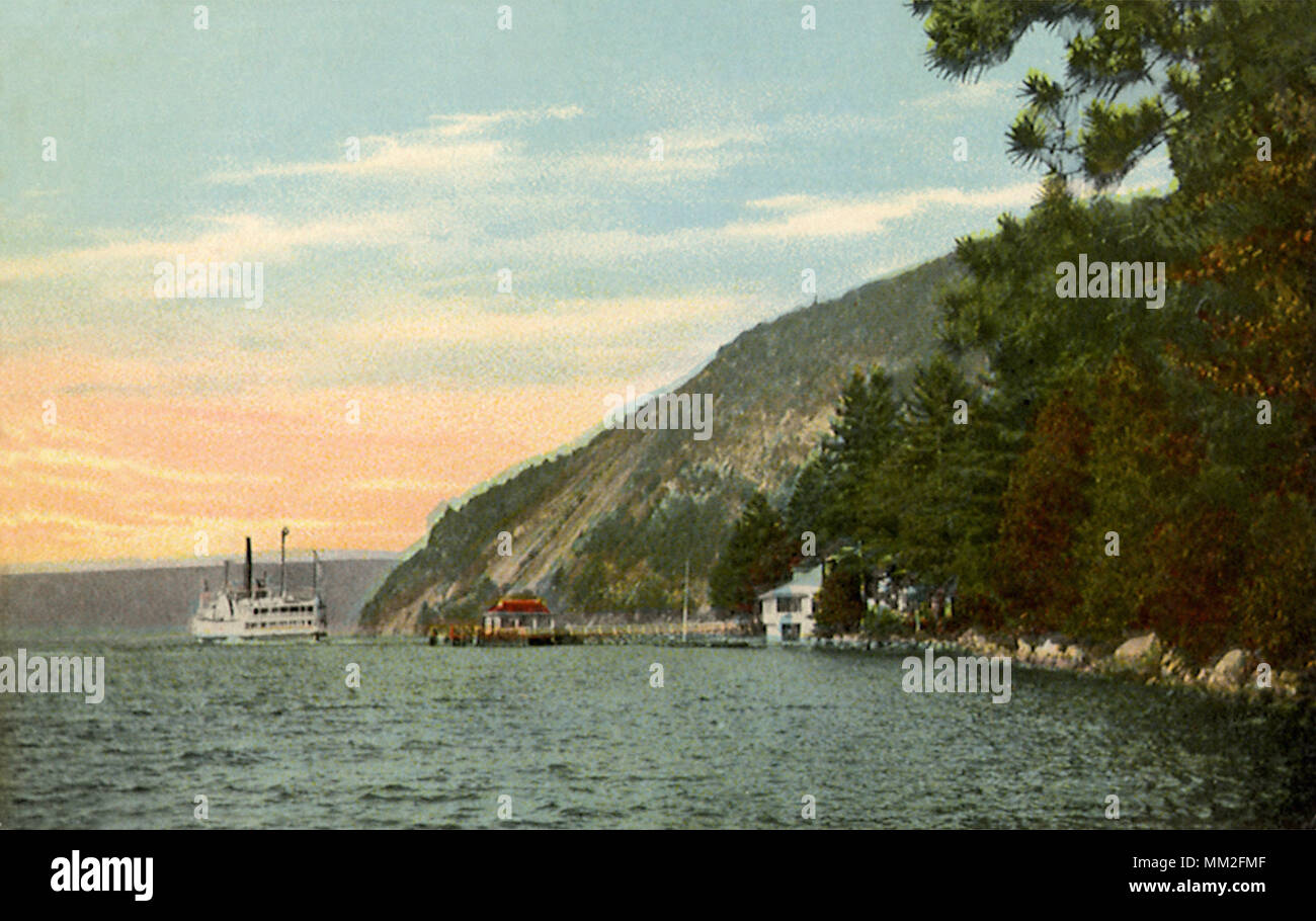 Rogers Rock & Slide. Lake 1910 Stock Photo Alamy