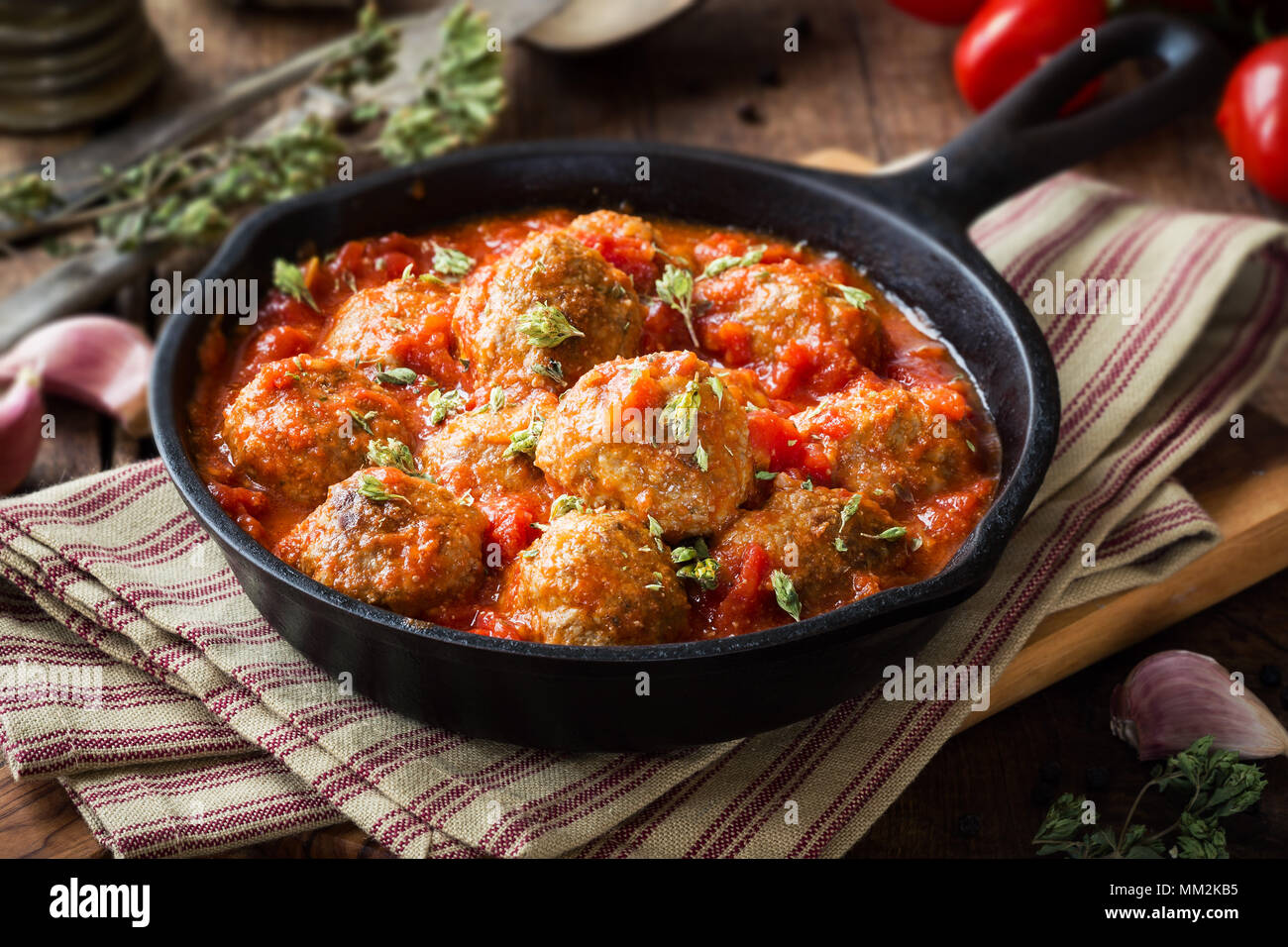 Meatballs in cast iron pan hires stock photography and images Alamy