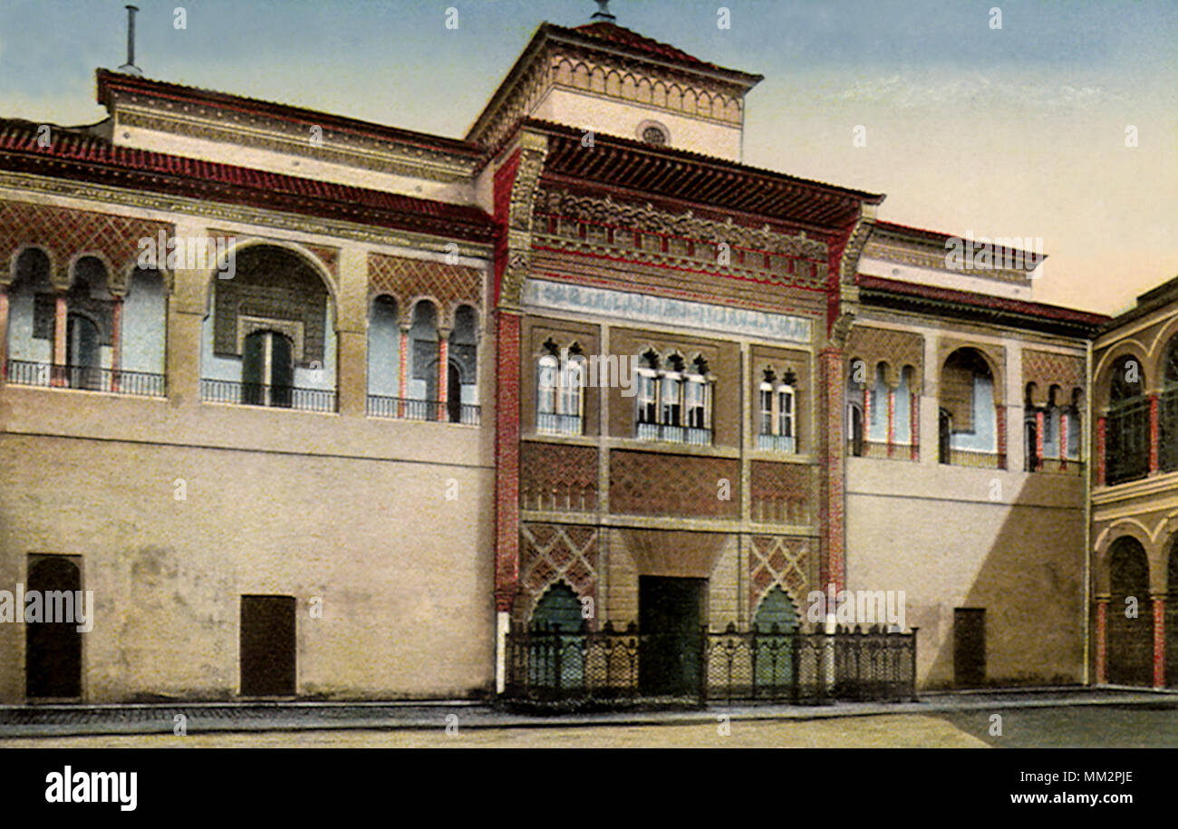 Facade of the Alcázar. Sevilla. 1910 Stock Photo