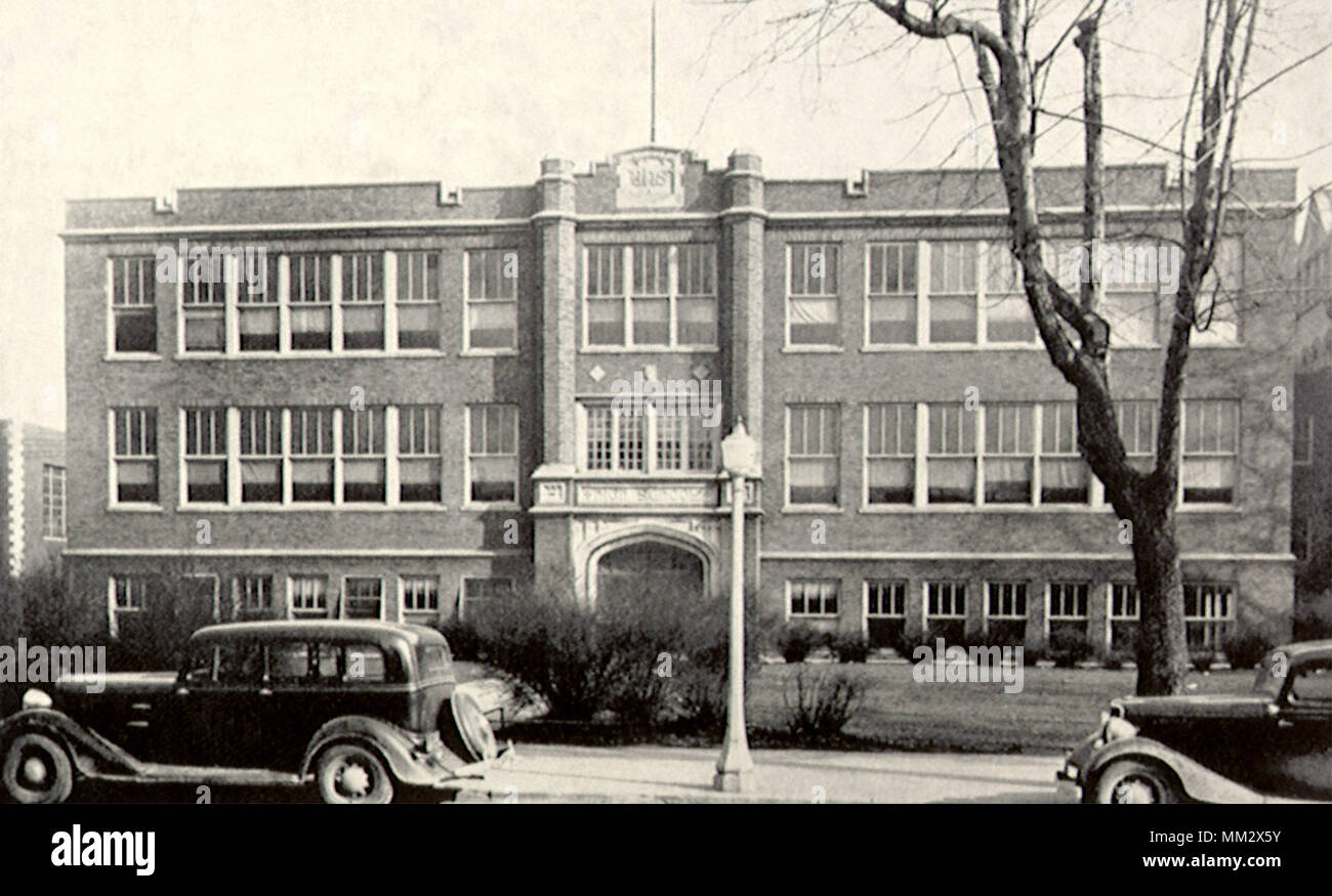 High School. Elwood. 1944 Stock Photo Alamy
