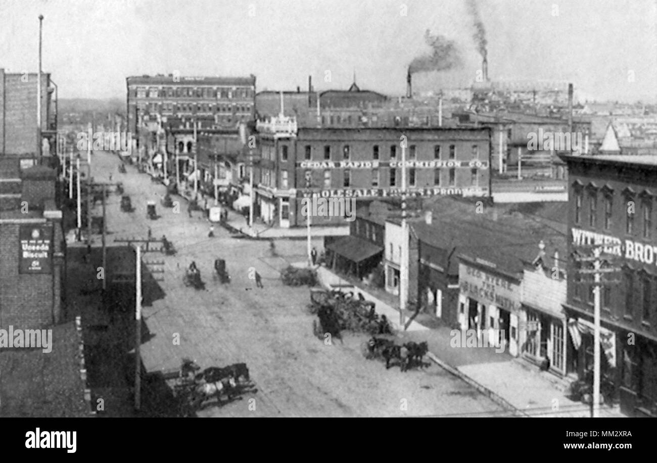 First Street. Cedar Rapids. 1910 Stock Photo Alamy