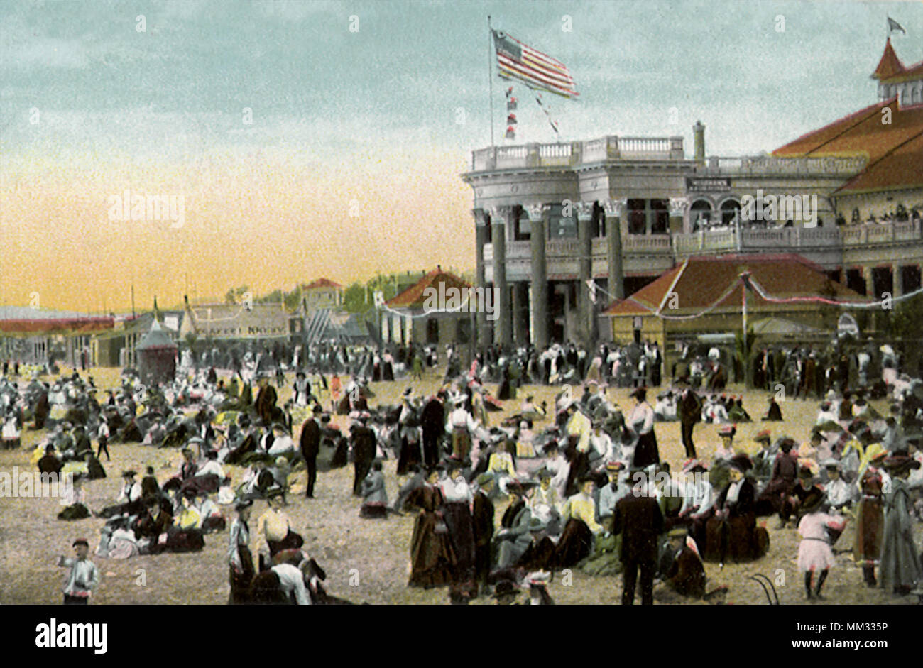 Bath House And Beach Long Beach 1910 Stock Photo Alamy