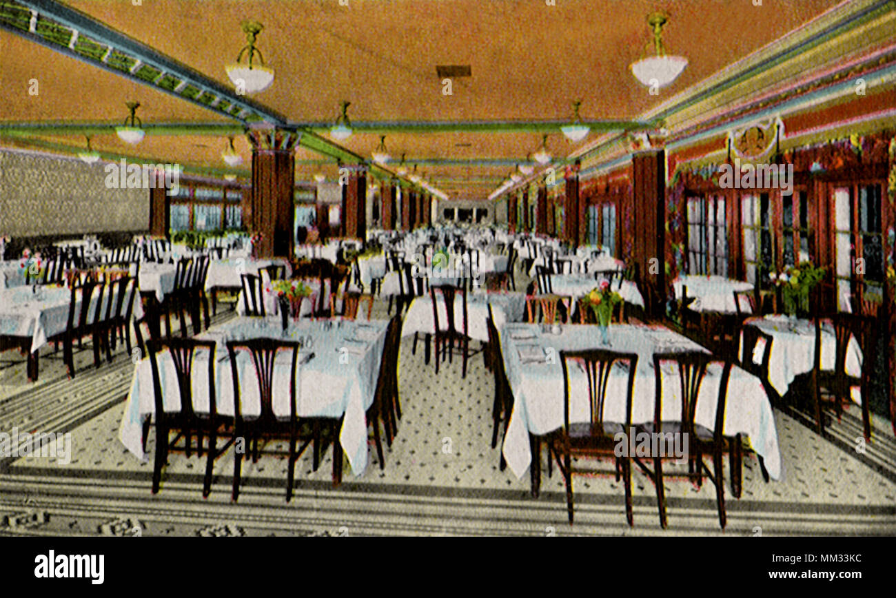 【中古】 Hotel Roselyn WatsonvillePatio Hotel rosslyn hi-res stock photography and images - Alamy