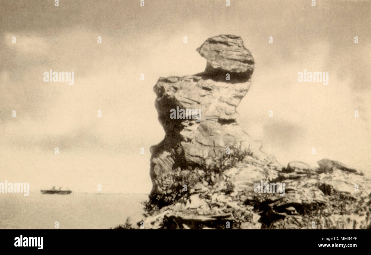 Cap Chat Chat Rock 1950 Stock Photo Alamy