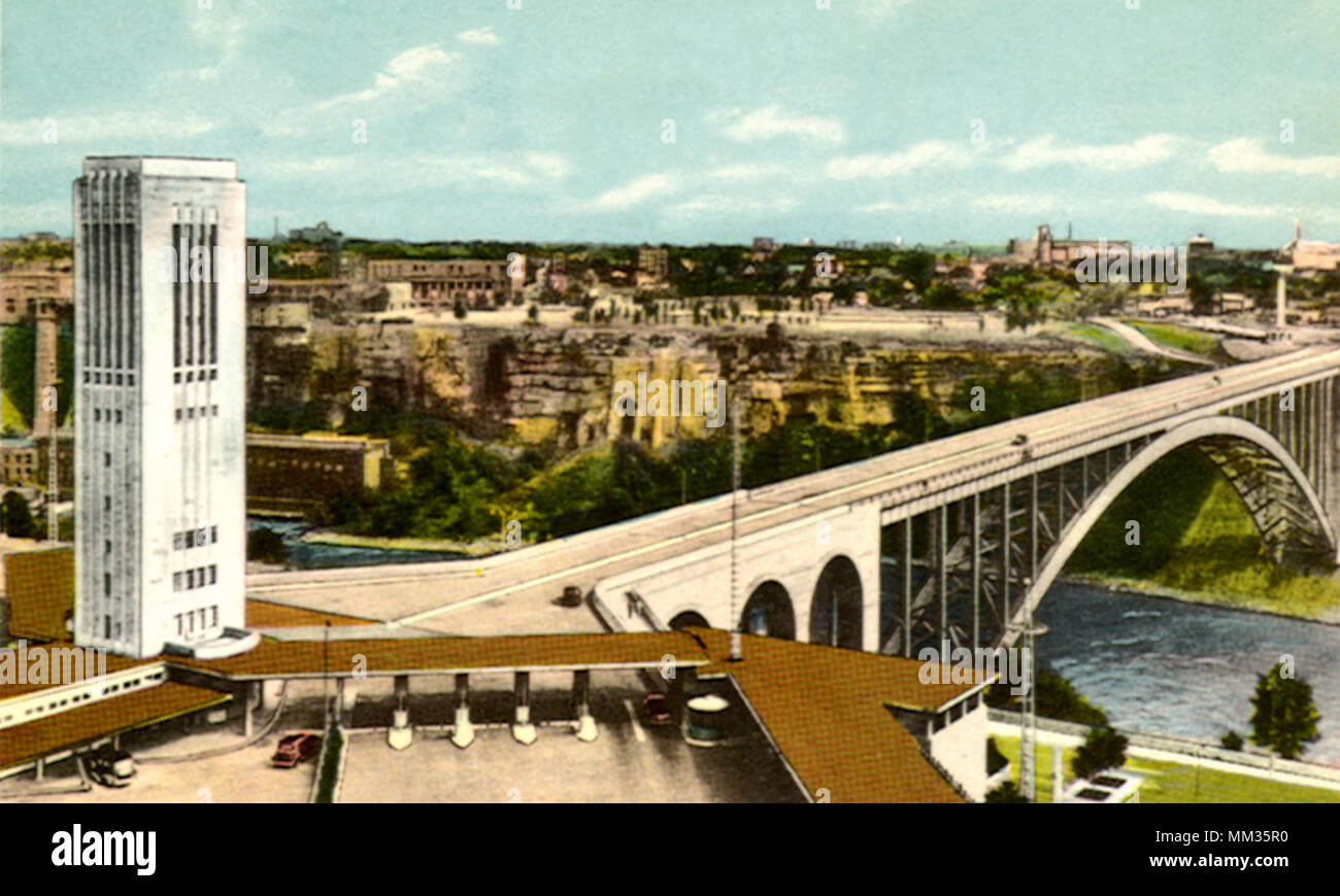 Rainbow Bridge. Niagara Falls. 1953 Stock Photo