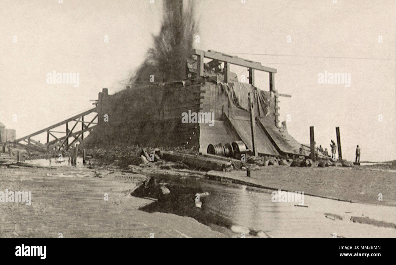Lake View Gusher. Maricopa. 1910 Stock Photo