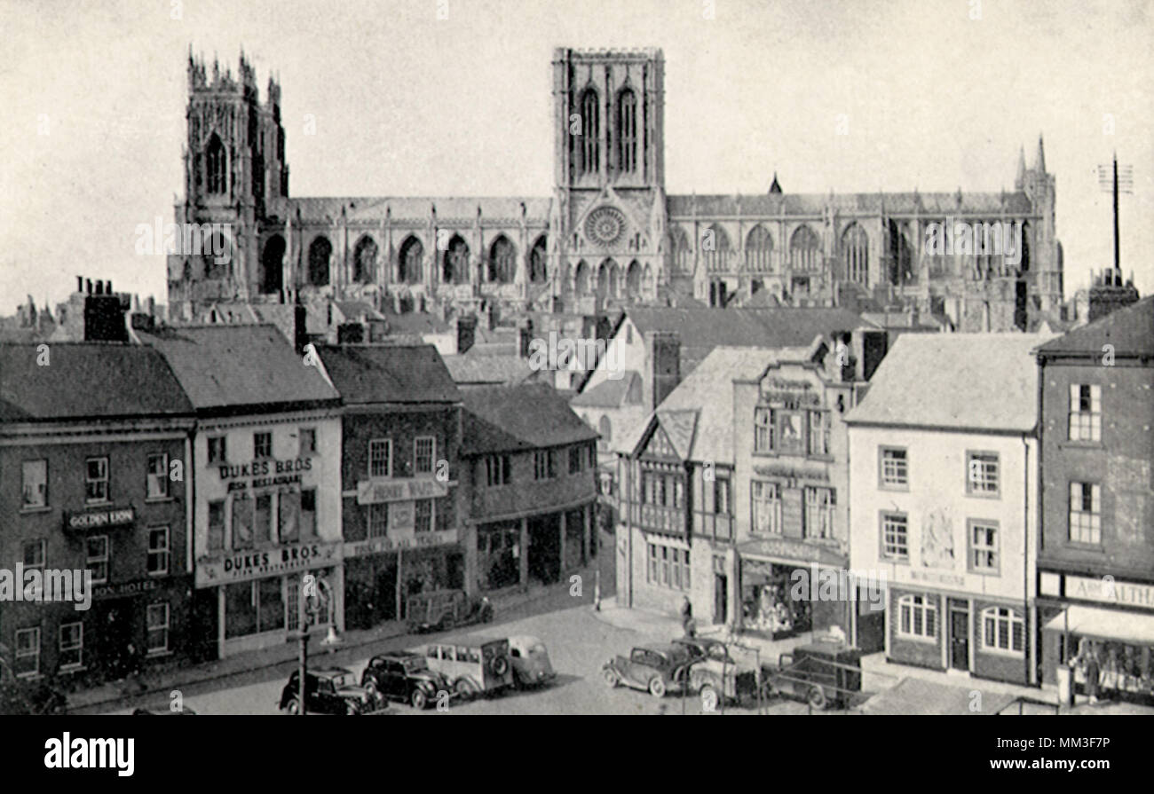 South Side of Minster. York. 1930 Stock Photo