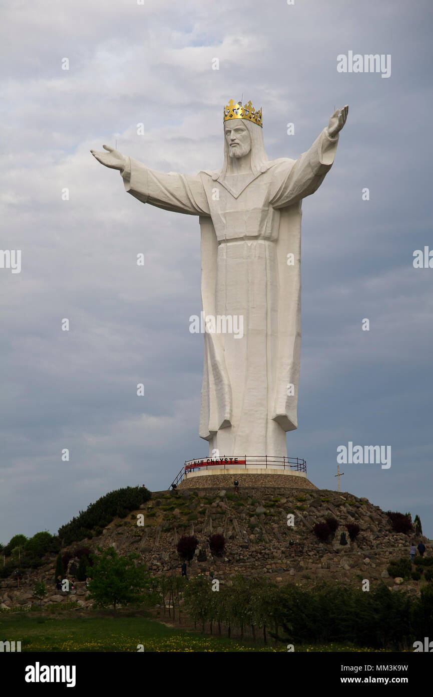 Pomnik Chrystusa Krola Monument Of Christ The King In Swiebodzin Poland May 2nd 18 Is The Tallest Jesus Christ Statue In The World C Wojciech Stock Photo Alamy