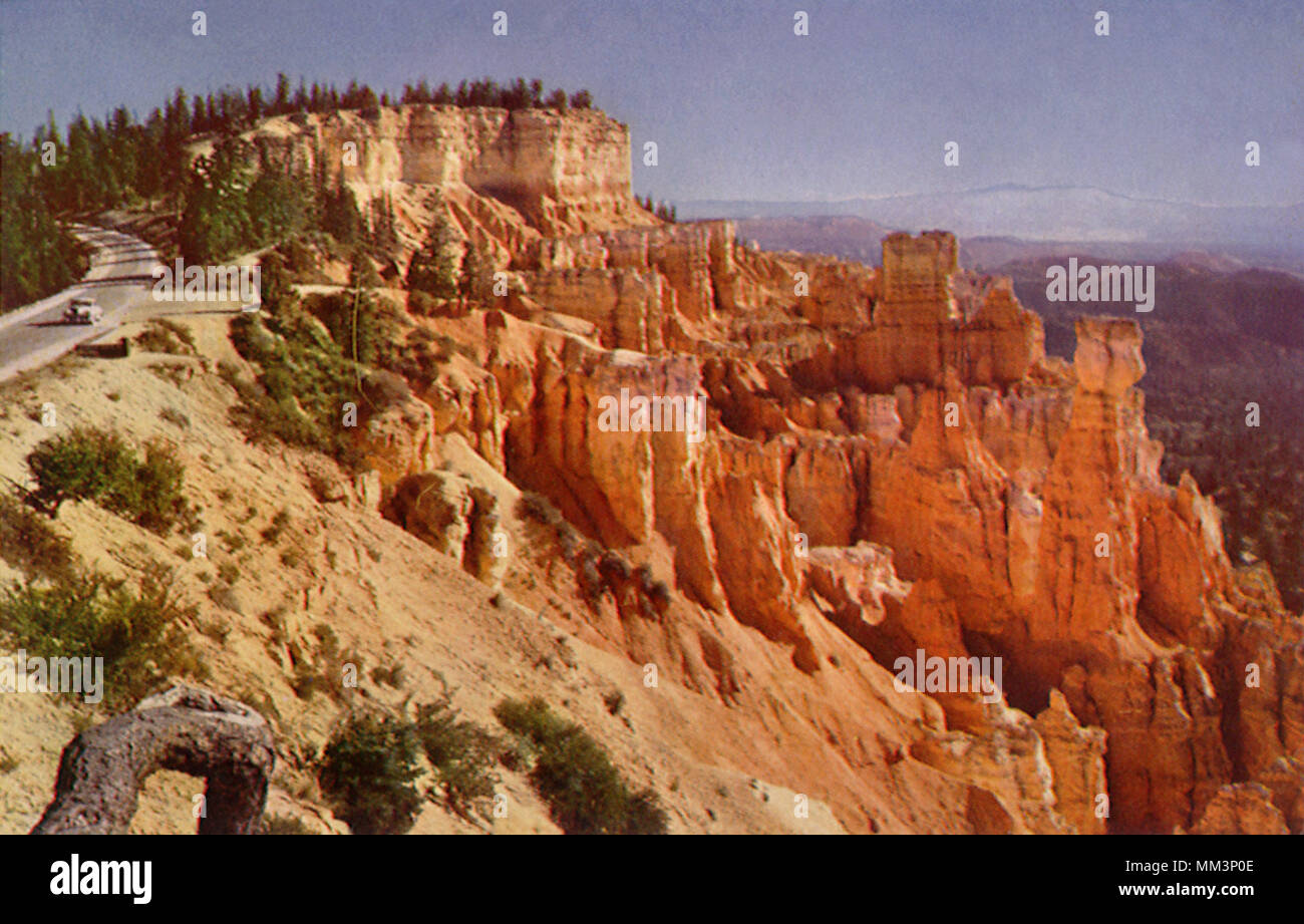 Rim Road at Bryce Canyon National Park. 1960 Stock Photo