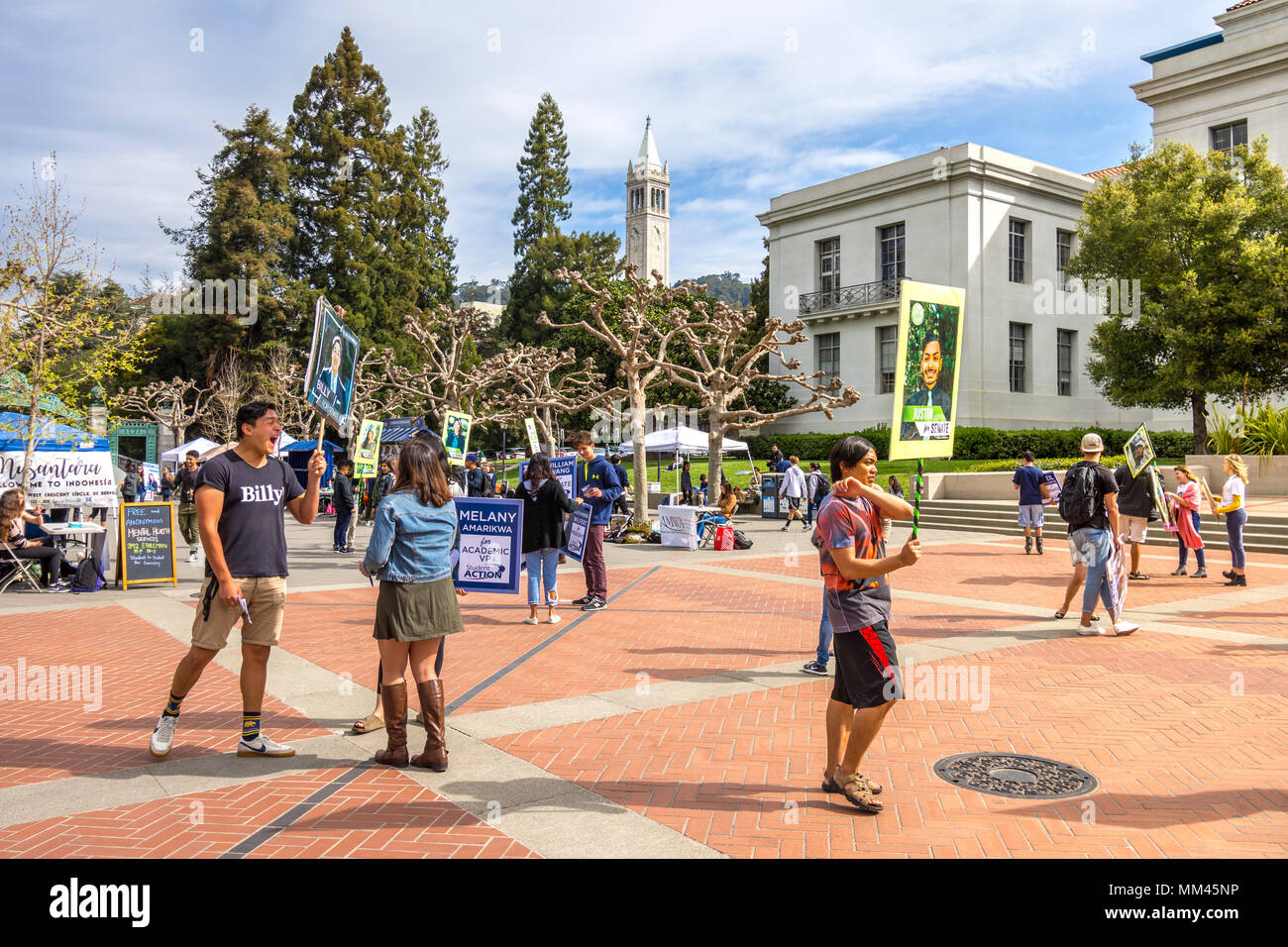 Students parading with election placards on the UC Berkeley university campus, Berkeley, CA, USA. Stock Photo